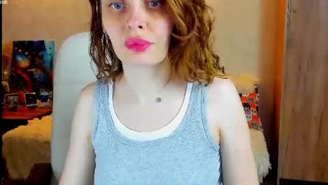 Snapshot of gloria_wood chatting on 30, 6, 2026 Gloria Wood online show from 30, 6, 2026