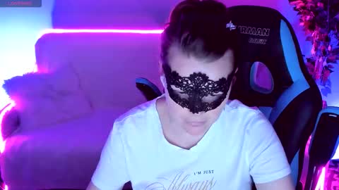 Snapshot of gloriagrays chatting on 14, 9, 2025 gloriagrays online show from 14, 9, 2025