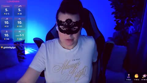 Snapshot of gloriagrays chatting on 27, 10, 2025 gloriagrays online show from 27, 10, 2025