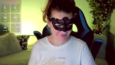 Snapshot of gloriagrays chatting on 31, 10, 2025 gloriagrays online show from 31, 10, 2025