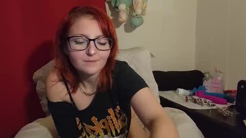 Snapshot of gloryfool chatting on 25, 3, 2026 gloryfool online show from 25, 3, 2026