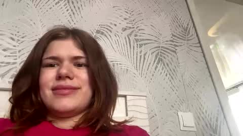 Snapshot of glossy_girl_1 chatting on 25, 4, 2026 Roxy online show from 25, 4, 2026