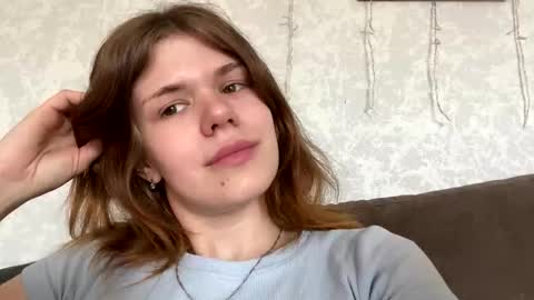 Snapshot of glossy_girl_1 chatting on 16, 5, 2026 Roxy online show from 16, 5, 2026