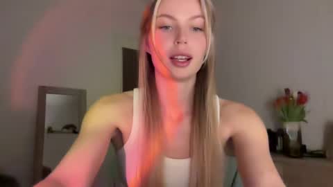 glow_angel online show from 29, 1, 2025