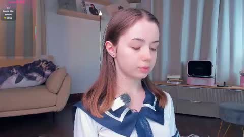 Snapshot of glowhub_ chatting on 15, 6, 2026 Ann Eliz and Gigi online show from 15, 6, 2026