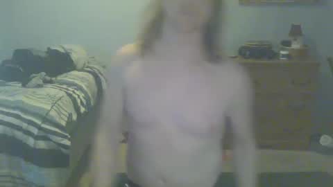 Snapshot of gnger31foru chatting on 22, 1, 2025 Steven Meadow online show from 22, 1, 2025