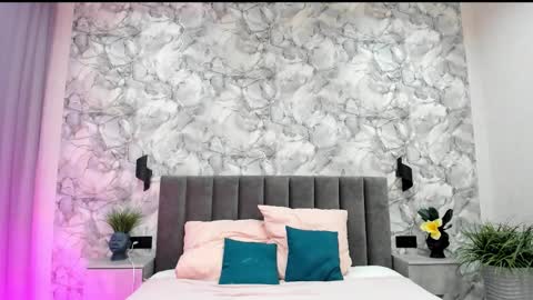 Lina online show from 9, 1, 2026