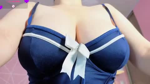 Snapshot of goddess_kianna chatting on 2, 7, 2026 Goddess Kianna online show from 2, 7, 2026