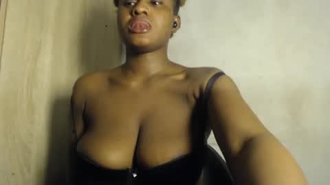 Snapshot of goddess_mellissa chatting on 12, 7, 2026 mellissa online show from 12, 7, 2026