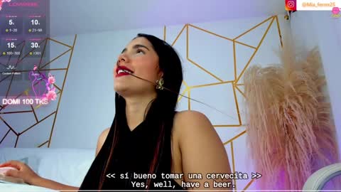 Mia online show from 7, 1, 2025