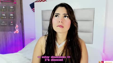 Mia online show from 10, 9, 2025