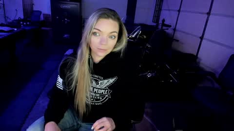 Snapshot of goddess_of_mars chatting on 3, 12, 2024 Patricia Mars Goddess of Mars twitter thegoddessmindy online show from 3, 12, 2024