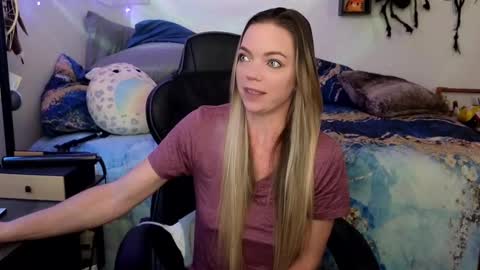 Snapshot of goddess_of_mars chatting on 25, 2, 2025 Patricia Mars Goddess of Mars twitter thegoddessmindy online show from 25, 2, 2025