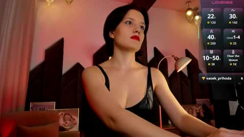 goddess_rowen online show from 6, 5, 2026