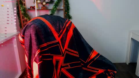 Snapshot of goddess_sophie99 chatting on 19, 12, 2024 Goddess Sophie99 online show from 19, 12, 2024