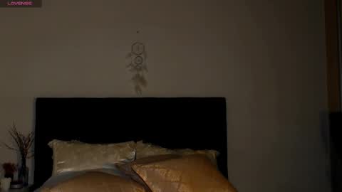 Snapshot of goddess_squirt_ chatting on 5, 3, 2025 Katrin online show from 5, 3, 2025