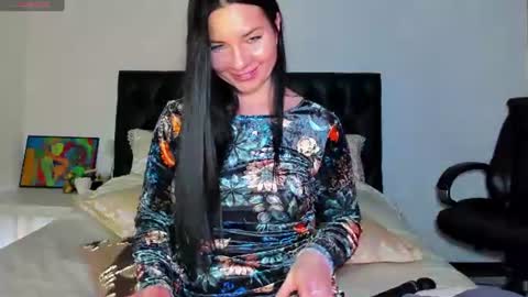 Snapshot of goddess_squirt_ chatting on 12, 6, 2026 Katrin online show from 12, 6, 2026