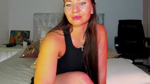 Snapshot of goddess_squirt_ chatting on 8, 8, 2026 Katrin online show from 8, 8, 2026