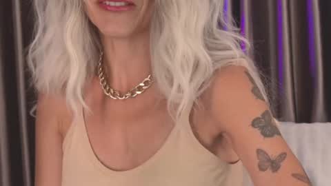Snapshot of goddess_stars chatting on 29, 5, 2026 Katarina online show from 29, 5, 2026