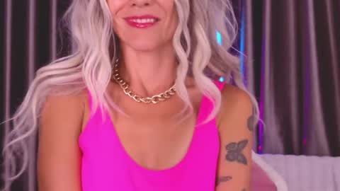 Snapshot of goddess_stars chatting on 1, 6, 2026 Katarina online show from 1, 6, 2026