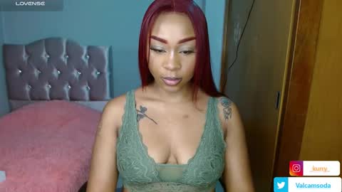 Snapshot of goddess_val chatting on 17, 2, 2025 Valentina online show from 17, 2, 2025