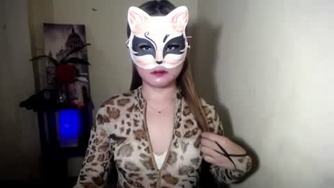 goddessawoman_xoxo online show from 17, 7, 2026