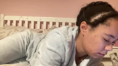 Snapshot of goddesselxo chatting on 4, 4, 2026 Goddess L online show from 4, 4, 2026