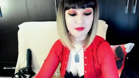 Snapshot of goddessemily_ chatting on 17, 5, 2026 goddessemily_ online show from 17, 5, 2026