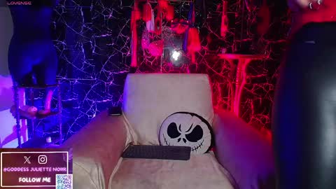 Goddes Juliette Noiir online show from 17, 4, 2026