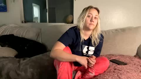 GoddessMayvn online show from 1, 2, 2025