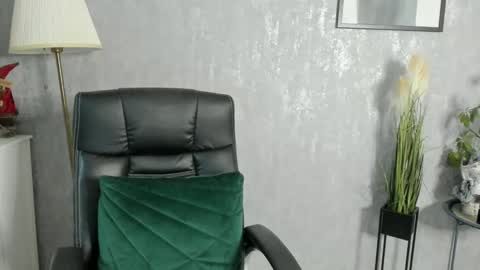 Mistress online show from 7, 12, 2024