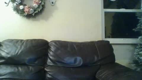 Crystal online show from 4, 12, 2025