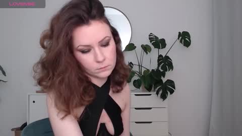 Snapshot of goddessvenina chatting on 2, 3, 2026 Goddess. Mommy. Master. Greedy Brat. VENINA online show from 2, 3, 2026