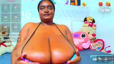 Snapshot of godessqqq chatting on 28, 10, 2025 Godess Tracy online show from 28, 10, 2025