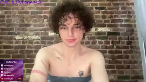 Snapshot of godsheshot chatting on 4, 7, 2026 godsheshot online show from 4, 7, 2026