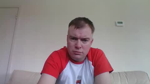 Snapshot of gogo12104 chatting on 6, 4, 2026 jme online show from 6, 4, 2026