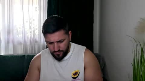 Snapshot of gold_alpha_boy chatting on 18, 4, 2026 gold_alpha_boy online show from 18, 4, 2026