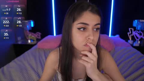 Snapshot of goldbabys chatting on 27, 1, 2025 GoldBabyS online show from 27, 1, 2025