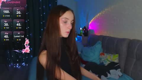 Snapshot of golden_bag chatting on 13, 11, 2025 Jess online show from 13, 11, 2025