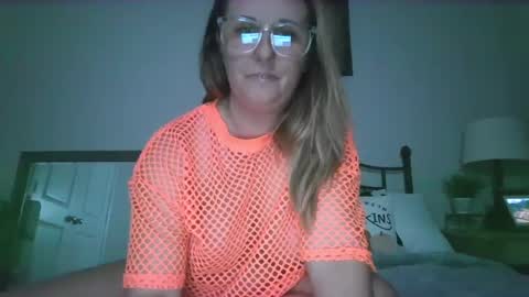 golden_buns online show from 14, 9, 2025