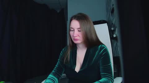 Snapshot of golden_dragones chatting on 29, 5, 2026 Gloria online show from 29, 5, 2026