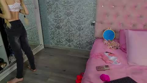 Snapshot of golden_girl__ chatting on 27, 6, 2026 golden girl online show from 27, 6, 2026