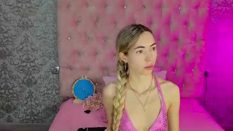 Snapshot of golden_girl__ chatting on 6, 7, 2026 golden girl online show from 6, 7, 2026