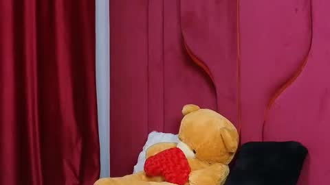 GoldenAmberX online show from 22, 2, 2025