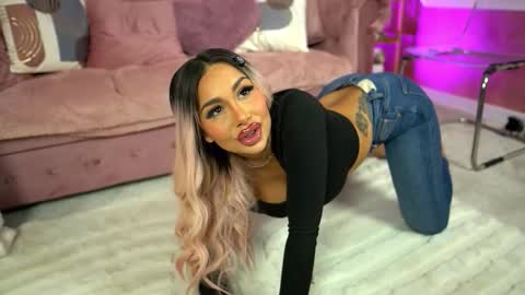 GoldenAmberX online show from 25, 3, 2026