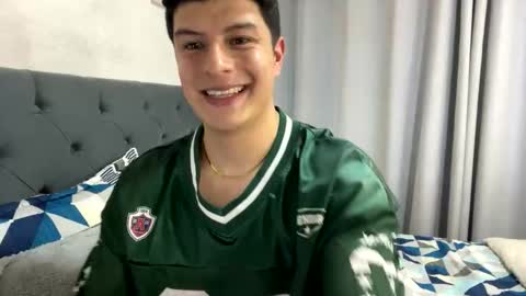 goldenknight33 online show from 7, 1, 2026