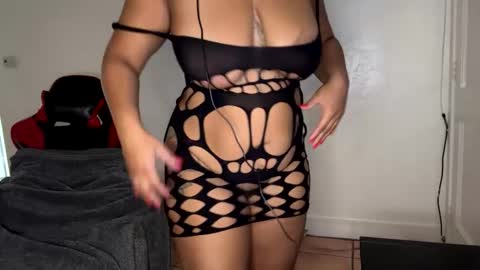 Snapshot of goldenpuss95 chatting on 16, 9, 2025 GoldenPuss online show from 16, 9, 2025