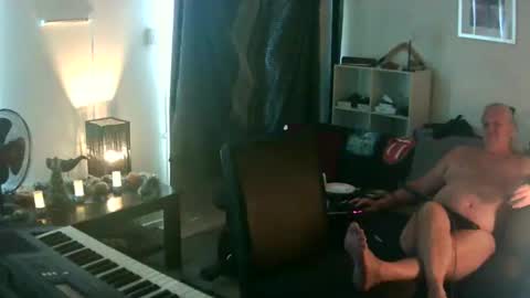 goldyguy011 online show from 1, 12, 2025