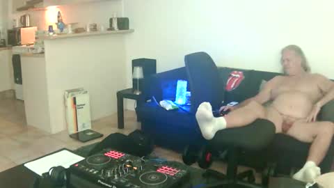 Snapshot of goldyguy011 chatting on 25, 5, 2026 goldyguy011 online show from 25, 5, 2026