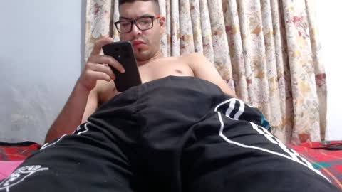 Snapshot of gollfather97 chatting on 6, 2, 2025 julin Andrs online show from 6, 2, 2025